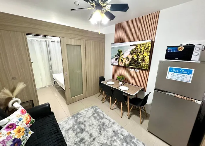 Hébergement de vacances Staycation Pasay Near Airport & Mall Of 1006 *
