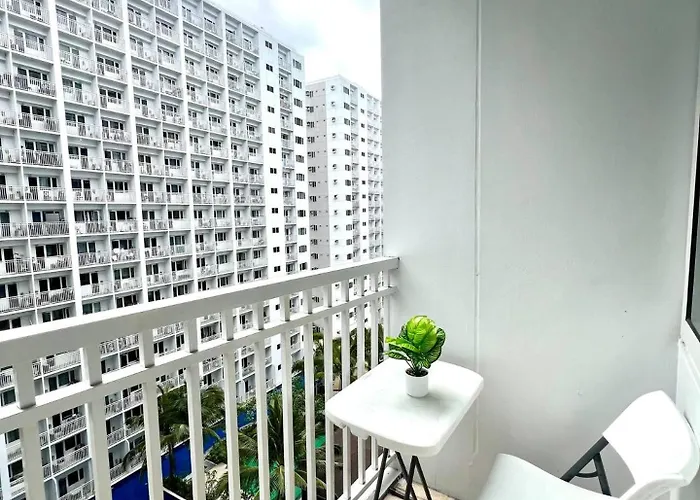 Hébergement de vacances Staycation Pasay Near Airport & Mall Of 1006 *