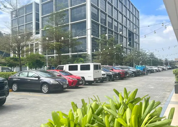 Hébergement de vacances Staycation Pasay Near Airport & Mall Of 1006 *