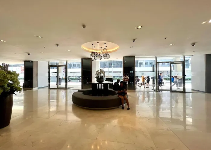 Hébergement de vacances Staycation Pasay Near Airport & Mall Of 1006 *